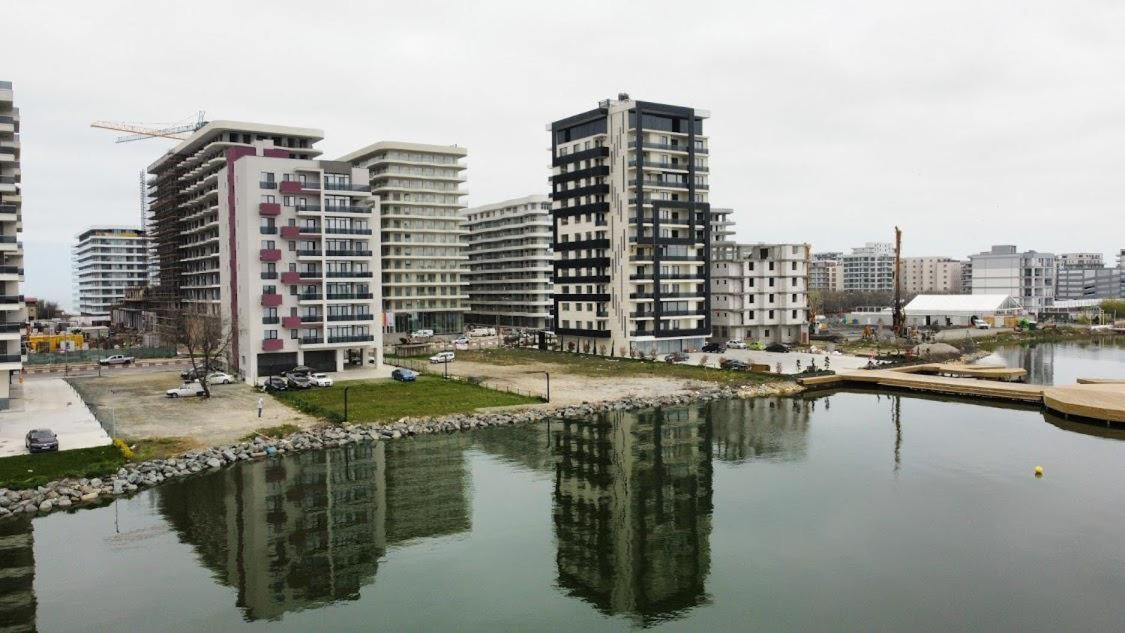 Dreamy Lake Apartment Mamaia Exterior foto